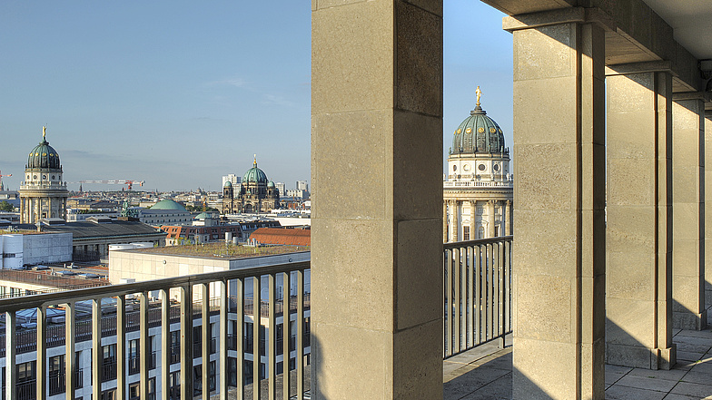 Blick vom Haus des Deutschen Handwerks in Berlin auf die Stadt.