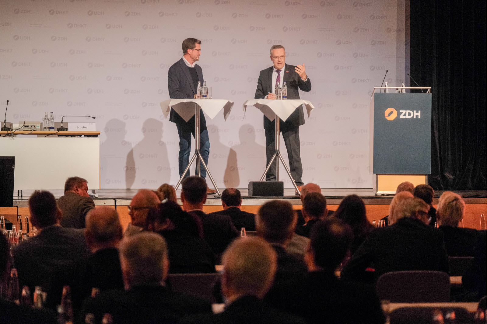 ZDH-Forum auf der ZUKUNFT HANDWERK & IHM 2025: Karl-Theodor zu Guttenberg und Jörg Dittrich