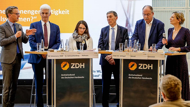 Podiumsdiskussion ZDH-Unternehmerforum