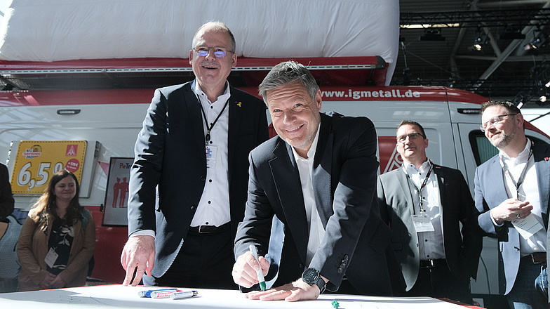 Eröffnungsrundgang ZUKUNFT HANDWERK & IHM 2025