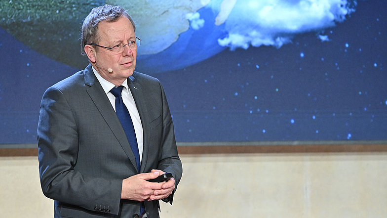 Prof. Jan Wörner bei seinem Vortrag auf dem Abschied für den ZDH-Präsidenten Hans Peter Wollseifer