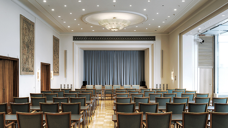 Blick in einen Konferenzsaal im Haus des Deutschen Handwerks.