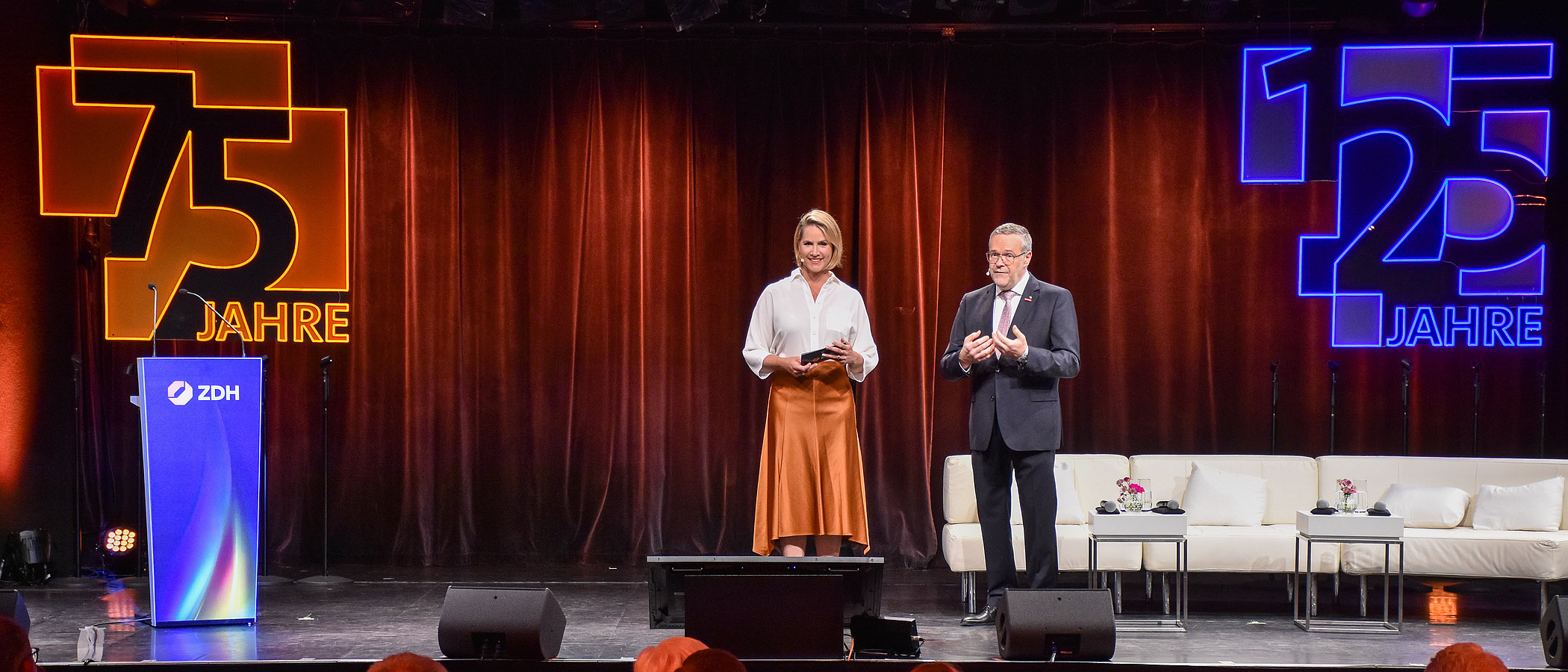Festveranstaltung 75 Jahre ZDH, 125 Jahre Handwerkskammern Bühne