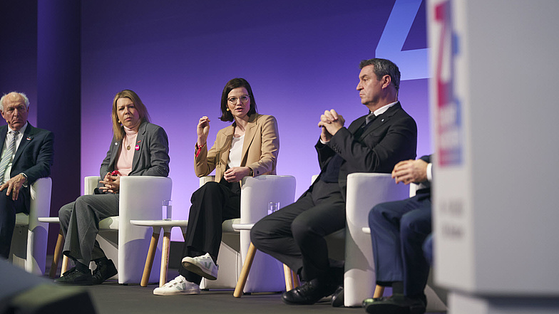 Panel Eröffnung ZUKUNFT HANDWERK