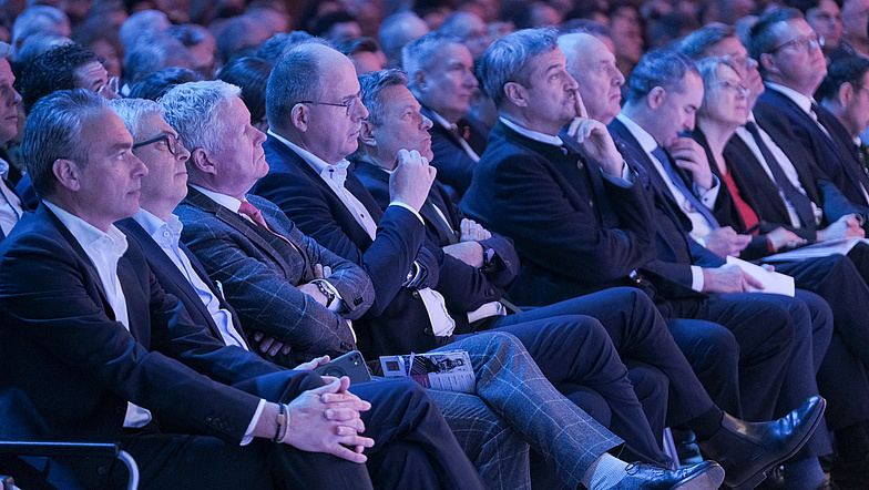 Zuschauer Eröffnung Zukunft Handwerk 2025
