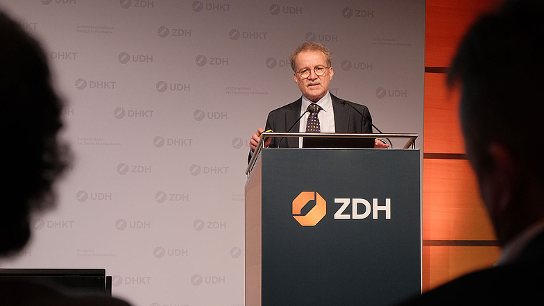 Beim ZDH-Forum bei der ZUKUNFT HANDWERK 2026 sprach Prof. Dr. h.c. Axel Börsch-Supan, Ph.D., Max-Planck-Institut für Sozialrecht und Sozialpolitik 